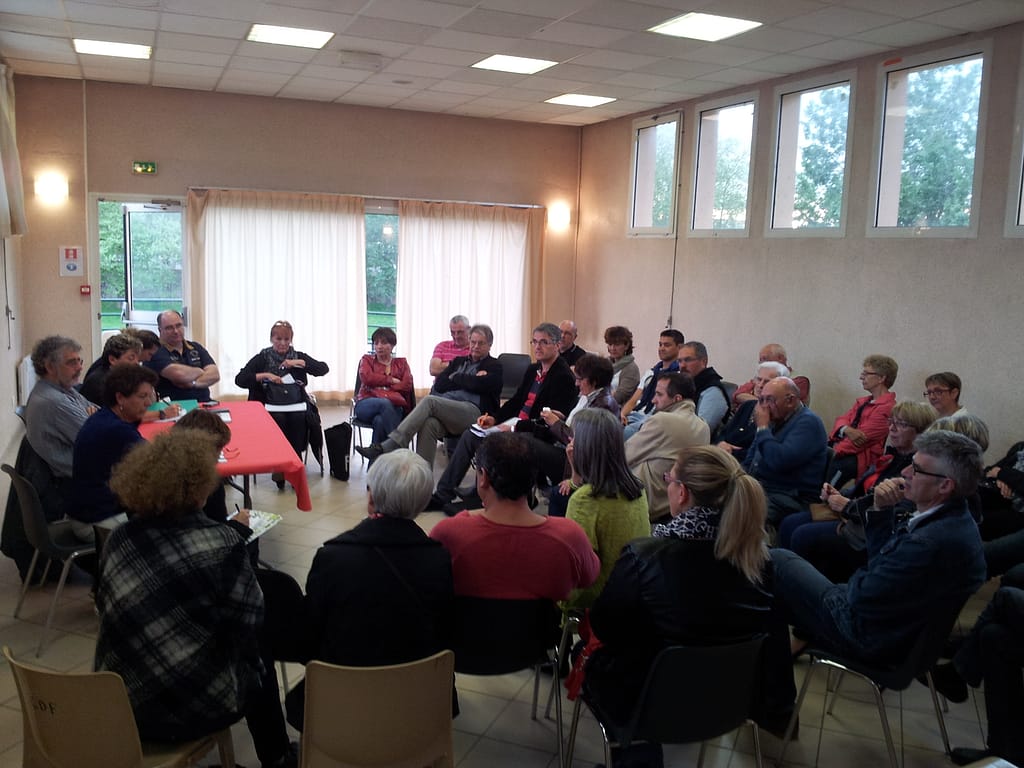 Réunion de l'association Auterive Autrement élections auterive